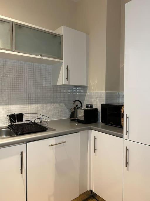 Central Birmingham City Apartment -Smart Tv - Free Parking Onsite Zewnętrze zdjęcie