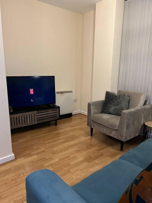 Central Birmingham City Apartment -Smart Tv - Free Parking Onsite Zewnętrze zdjęcie